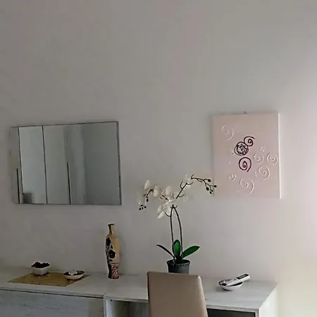 Appartement Exclusivo Near Arena Full A-C Wi-Fi *