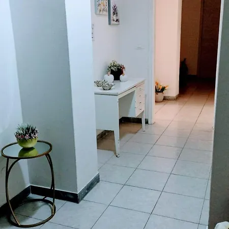 Exclusivo Near Arena Full A-C Wi-Fi Appartement